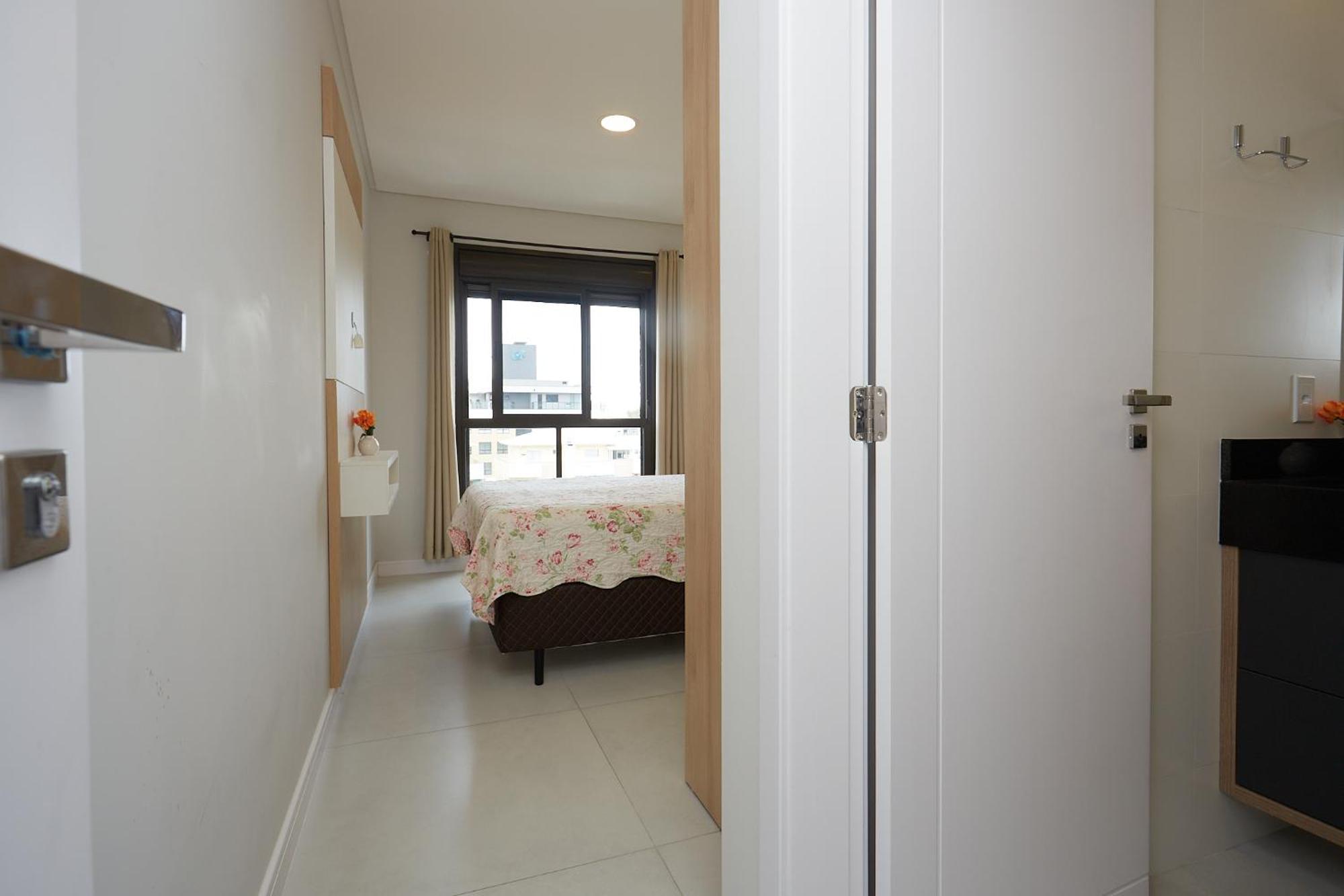 1087 Apartamento Novo Bem Localizado Com 2 Dormitorios E 2 Vagas De Garagem Bombinhas Luaran gambar